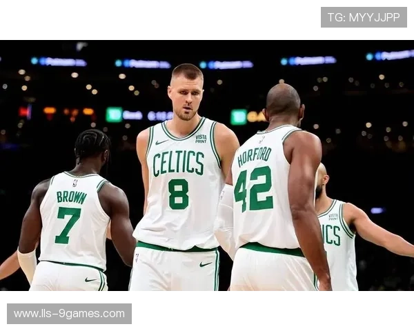 高阶数据ORtg与DRtg揭示球队真实战力，雷霆攻防均衡稳居前列